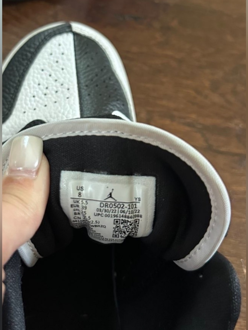 Nike Air Jordan 1 Low SE Homage Split White/ Black-size 8 women’s like new - Picture 13 of 16